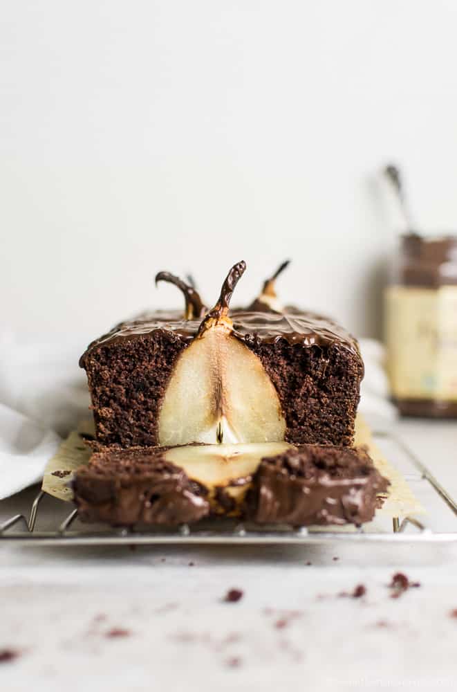 Chocolate, Pear & Almond Cake - Food Travel More