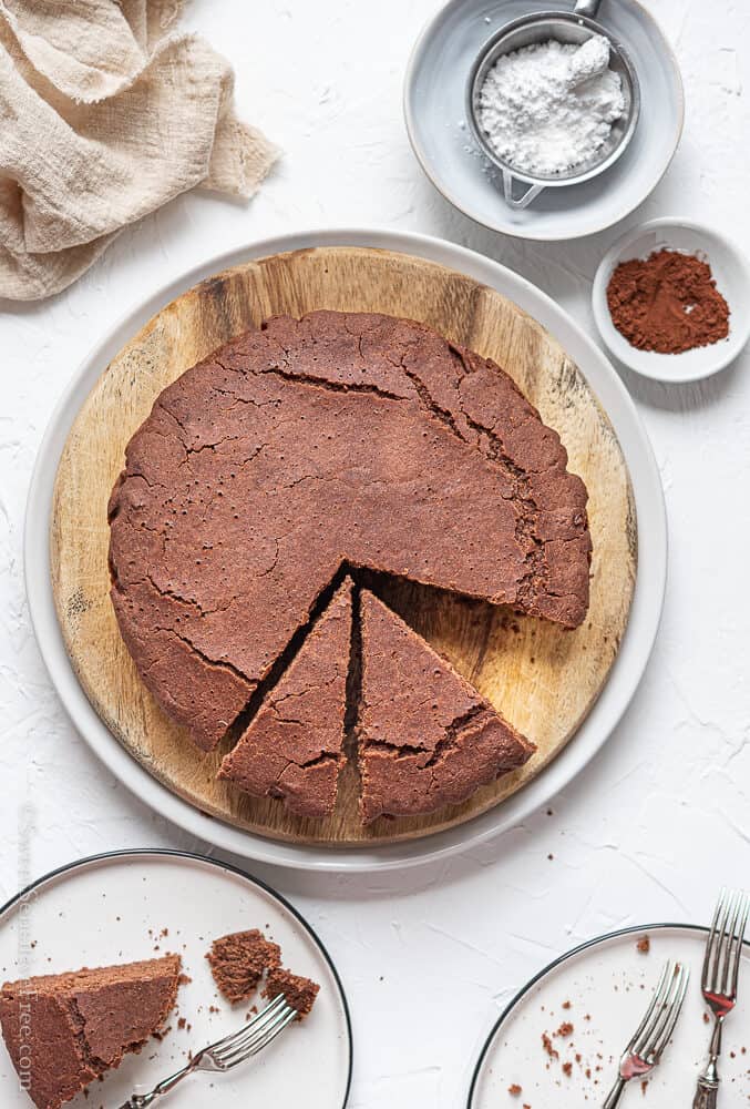 Fluffy Cocoa Cake With Aquafaba Glutenfree Vegan