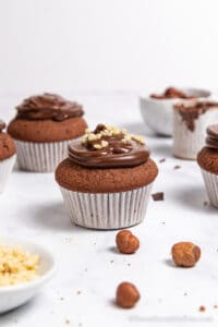 cupcakes with nutella topping